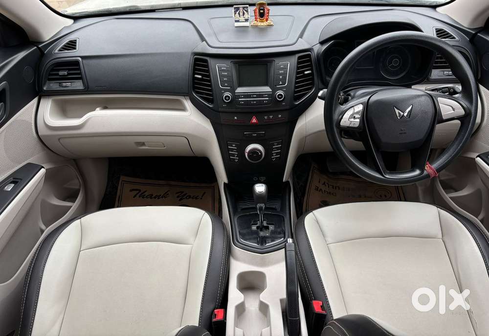 Mahindra Xuv300 1.2 W6 Amt Petrol, 2023, Petrol