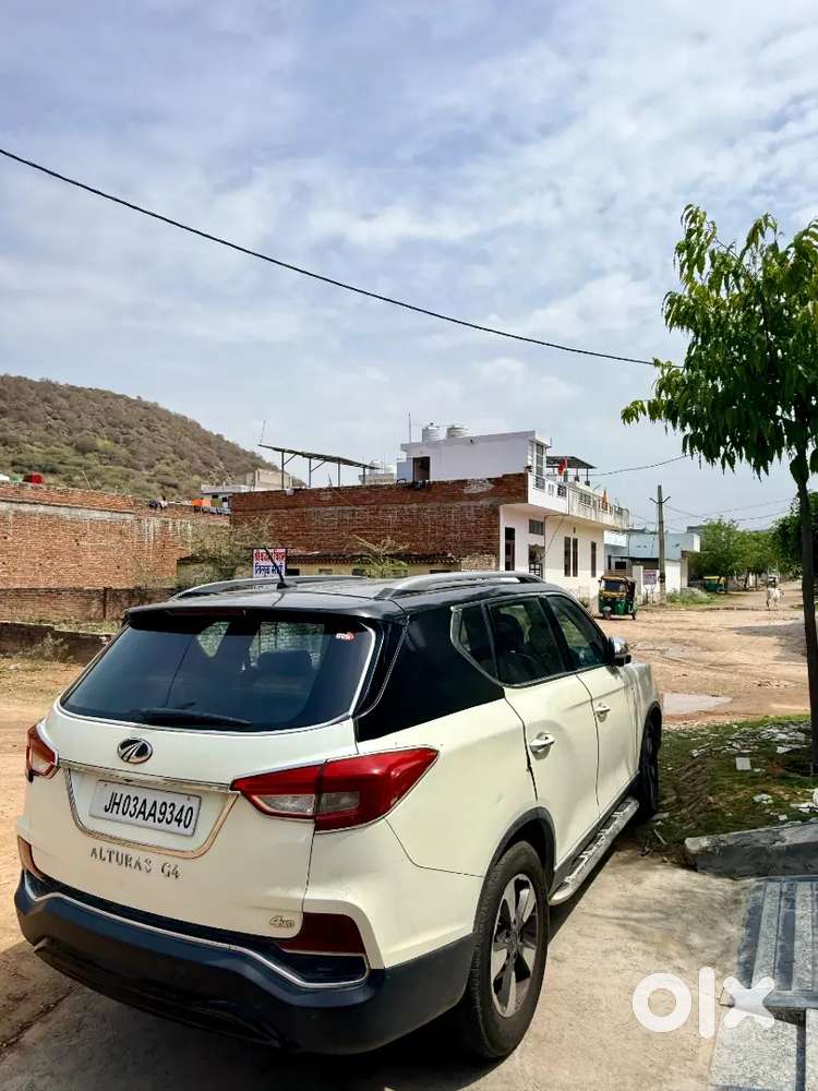 Mahindra Alturas G4 2.2 Diesel 2020