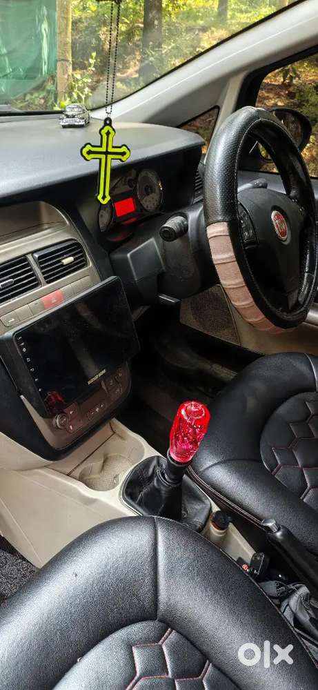 Fiat Linea Emotion 2013