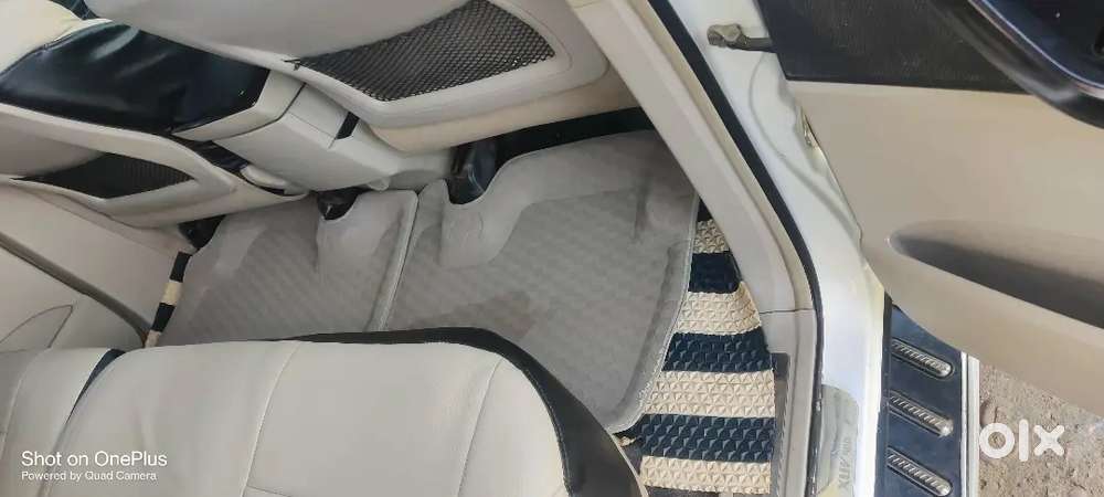 Mahindra Xuv500 2016 Diesel 73000 Km Driven