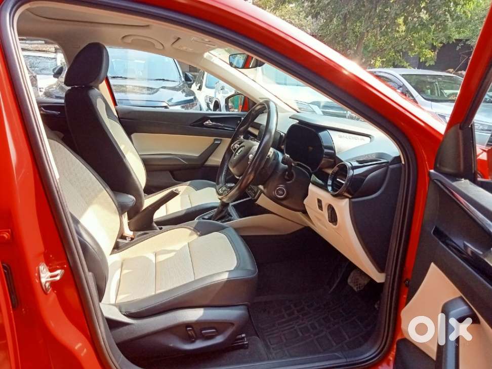 Skoda Slavia 1.0 Tsi Style At, 2024, Petrol