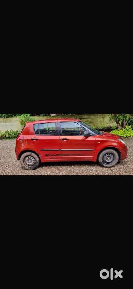 Maruti Suzuki Swift 2007 Petrol 88000 Km Driven