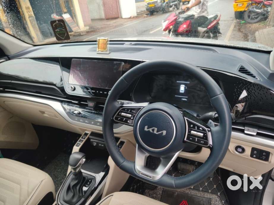 Kia Carens 1.5 Luxury Plus Diesel At 7 Str, 2023, Diesel