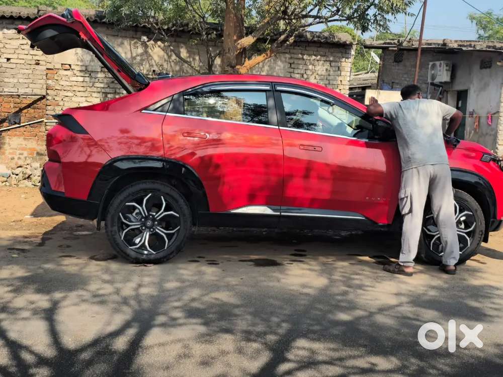 Tata Curvv Oct' 2024 Diesel Top Model Manual