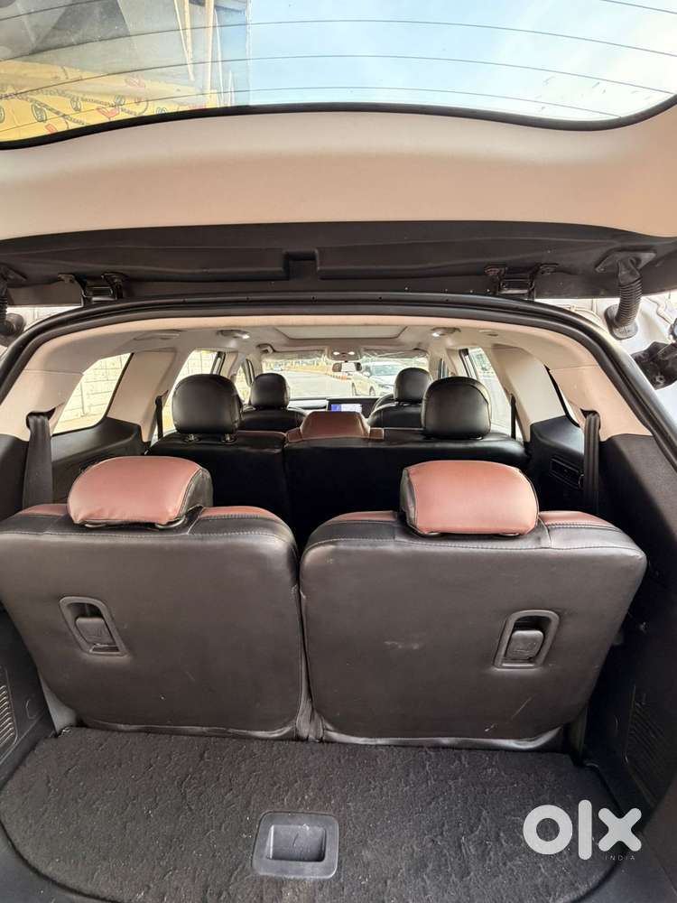 Mahindra Xuv700 2.2 Ax 5 Diesel At 7 Str, 2022, Diesel