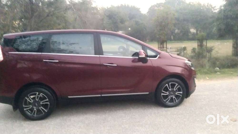 Mahindra Marazzo M8, 2019, Diesel