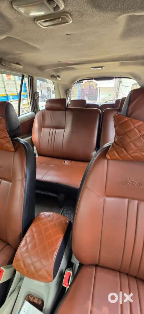 Toyota Innova 2.5 G 2014