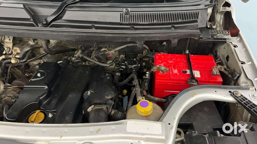 Mahindra Tuv 300 T8, 2015, Diesel