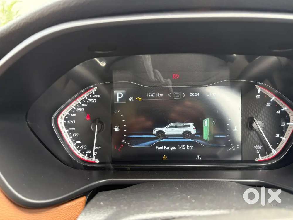 Mg Gloster 2025 Diesel 18000 Km Driven