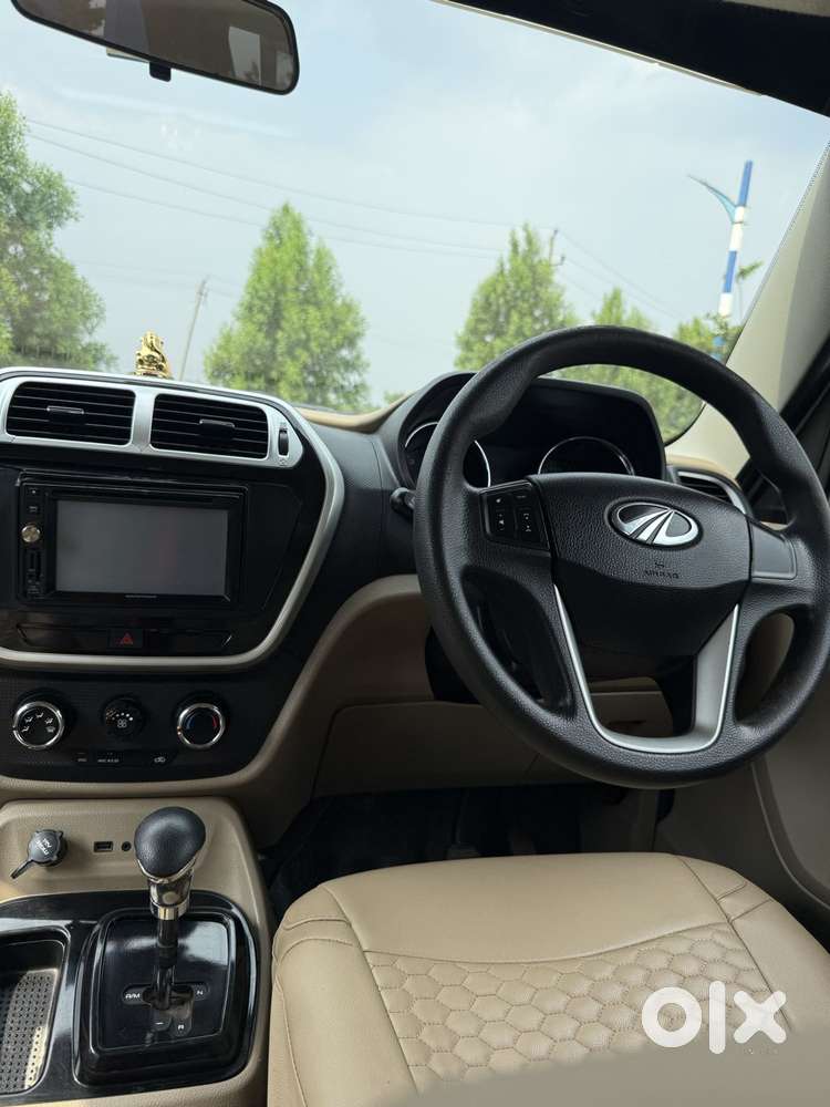 Mahindra Tuv 300 T8 Amt, 2016, Diesel