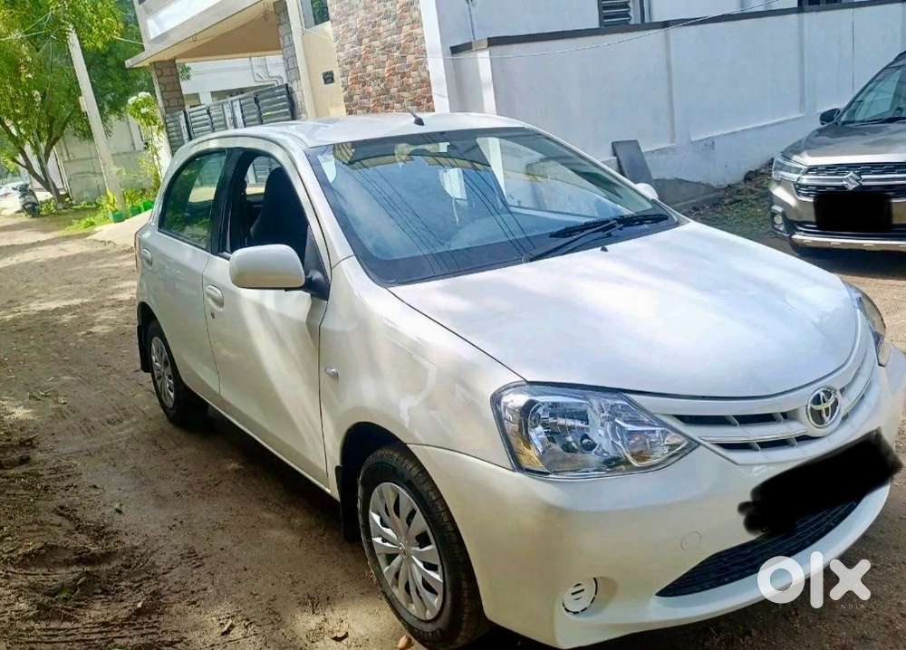 Toyota Etios Liva 2012
