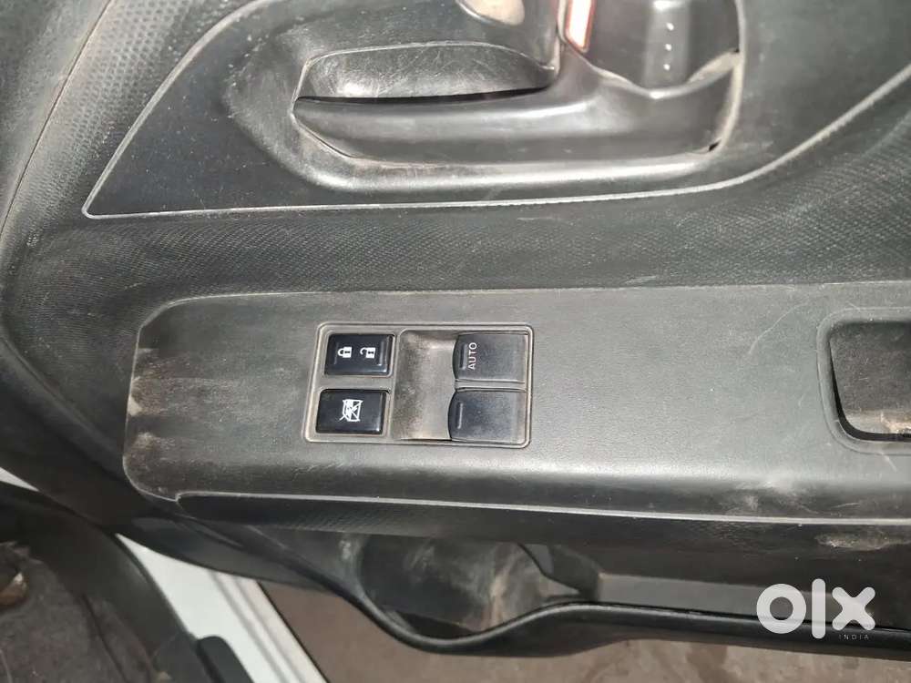 Maruti Suzuki Swift Zdi 2017