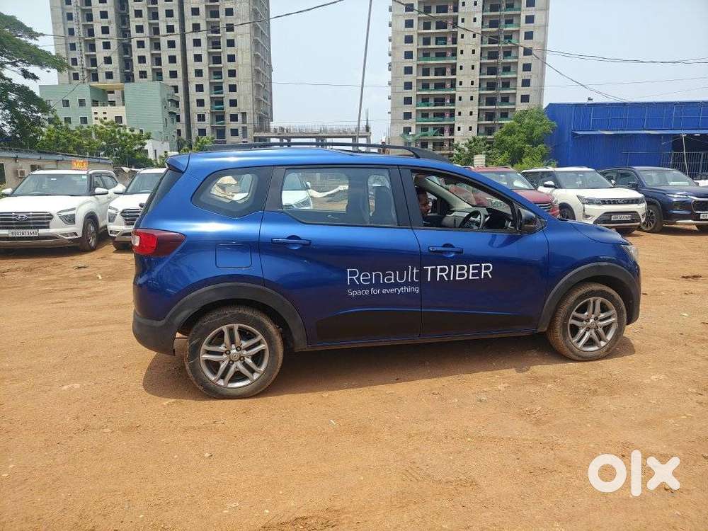 Renault Triber Rxz  Easy-r Amt Urban Night Limited Edition, 2022, Pe..