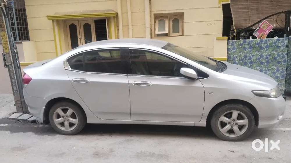 Honda Elevate Ev 2011 Petrol 100000 Km Driven