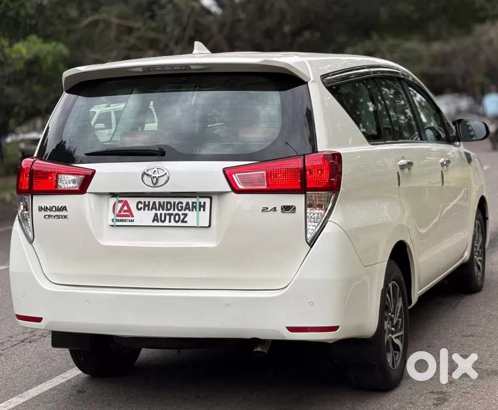 Toyota Innova Crysta [2020-ongoing] 2.4 Vx 7 Str, 2022, Diesel