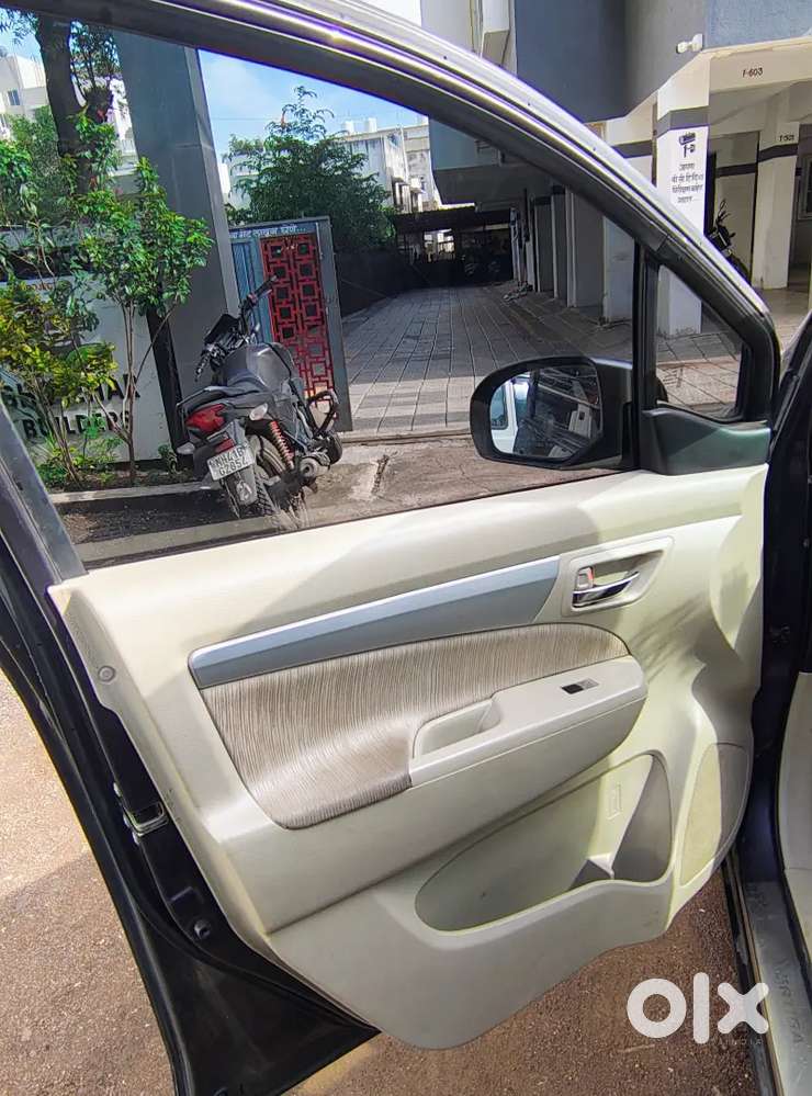 Petrol +cng Outfitted Ertiga Vxi2013