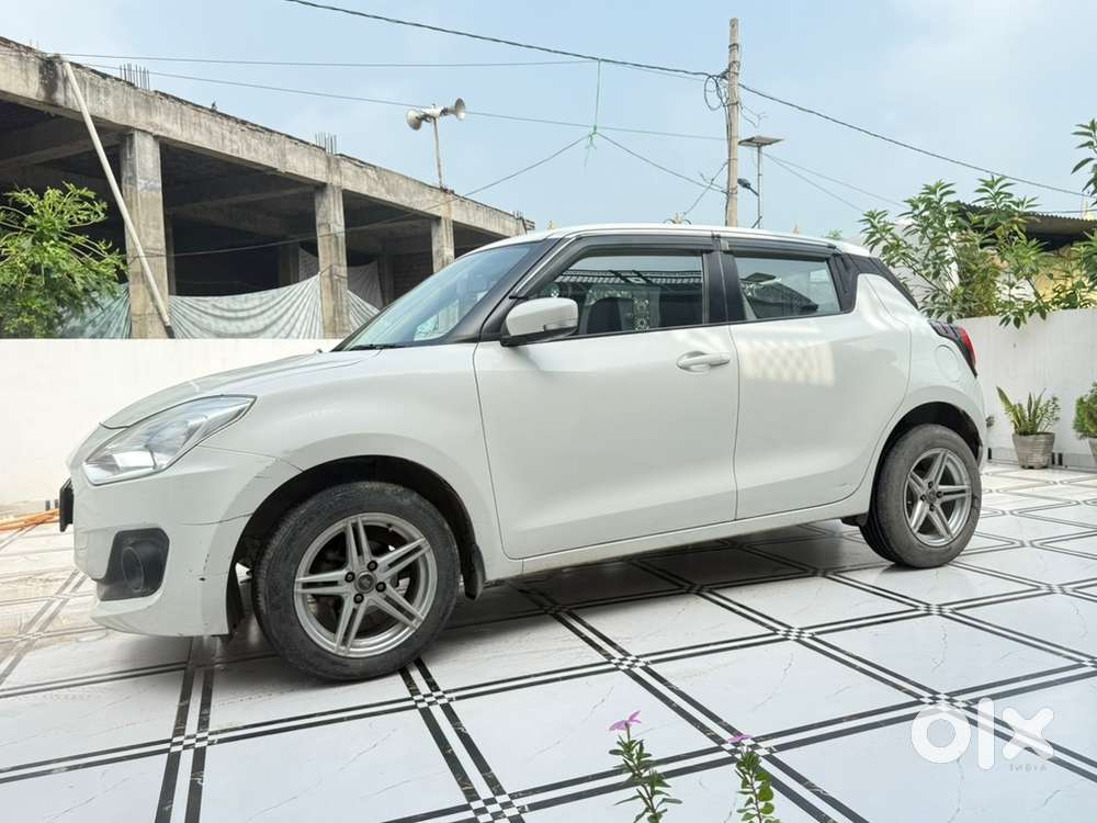 Maruti Suzuki Swift 2020 White