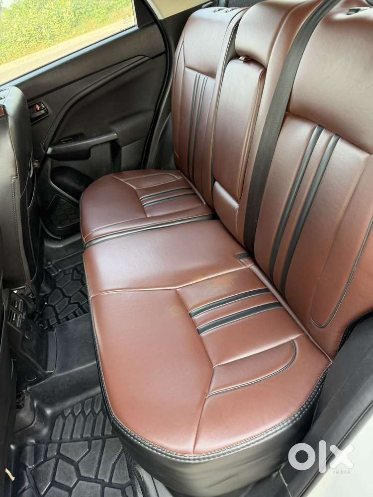 Maruti Suzuki Vitara Brezza 1.5 Vxi, 2025, Cng & Hybrids