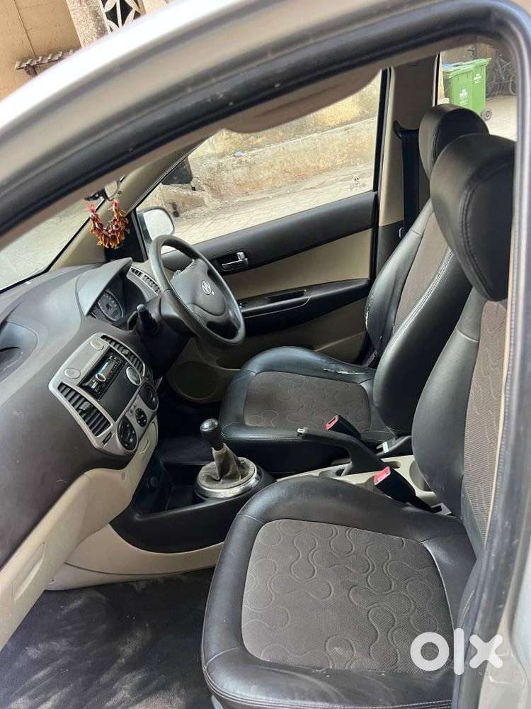Hyundai I20 Petrol Era, 2011, Petrol