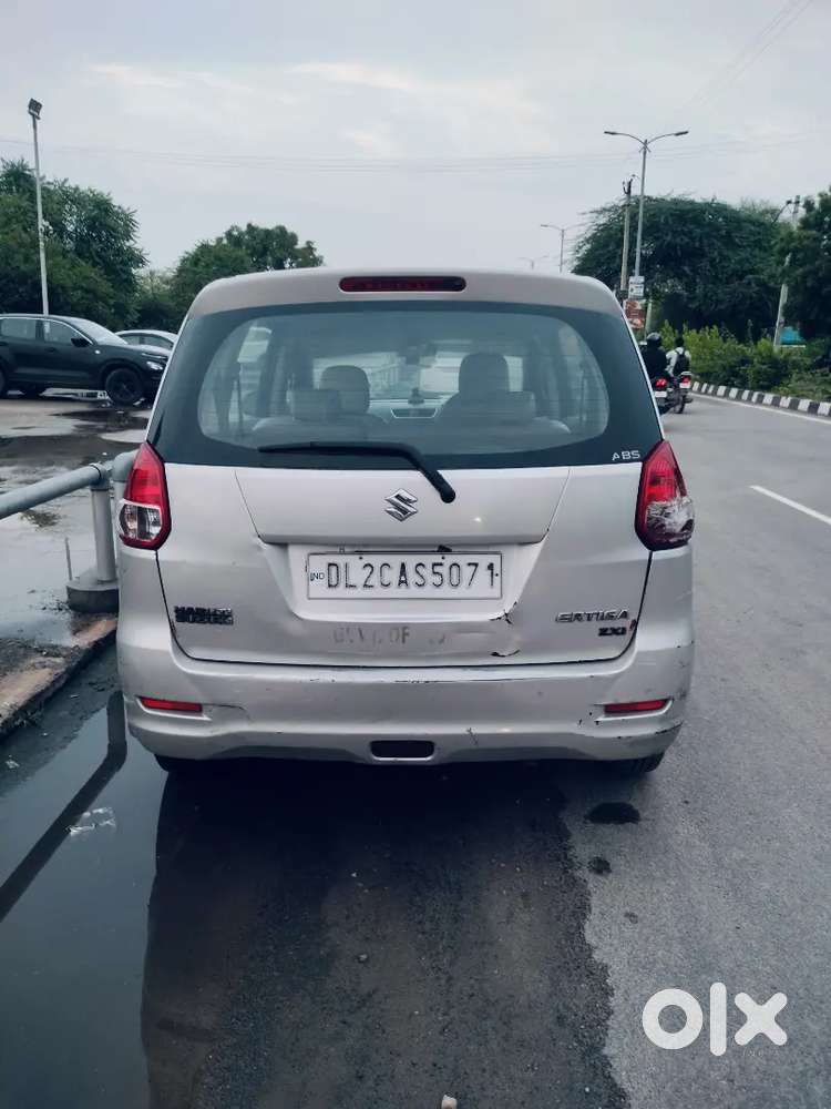 Maruti Suzuki Ertiga Zxi 2013
