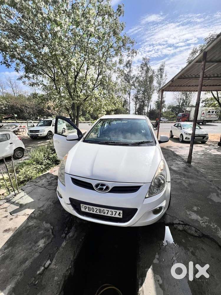 Hyundai I20 2009 Petrol Well Maintained