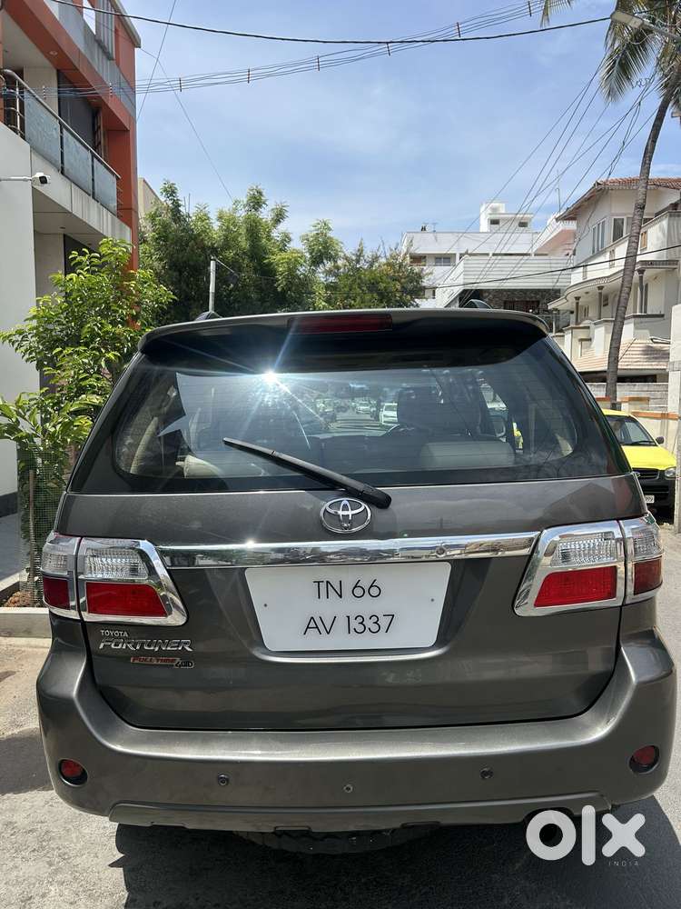 Toyota Fortuner 3.0 4x4 Manual, 2011, Diesel