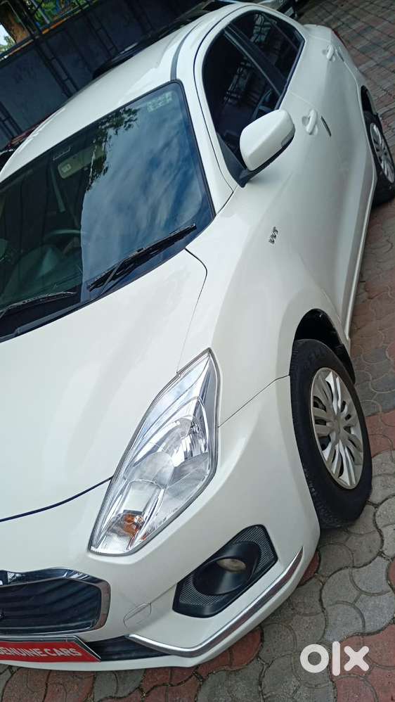 Maruti Suzuki Dzire 1.2 Vxi Amt, 2019, Petrol