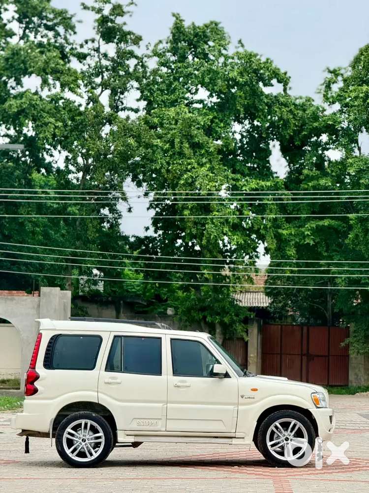 Mahindra Scorpio Classic 2010 Car