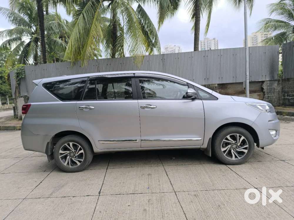 Toyota Innova Crysta 2.4 G Plus Mt 7 Str, 2024, Diesel