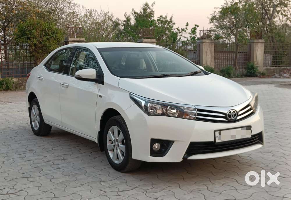 Toyota Corolla Altis G At, 2014, Petrol