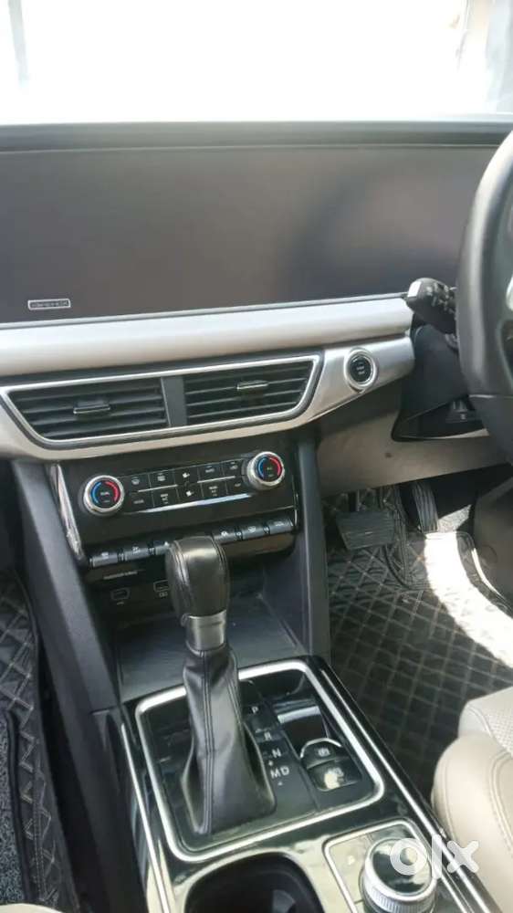 Mahindra Xuv700 2025