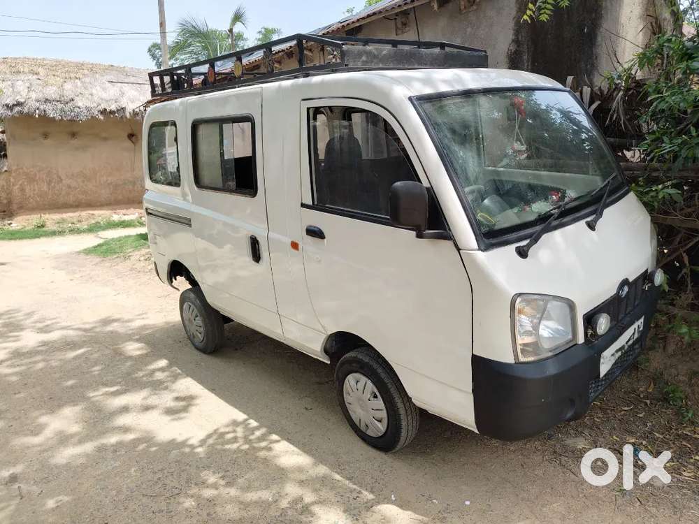 Mahindra Maximo Mini Van Like New Condition