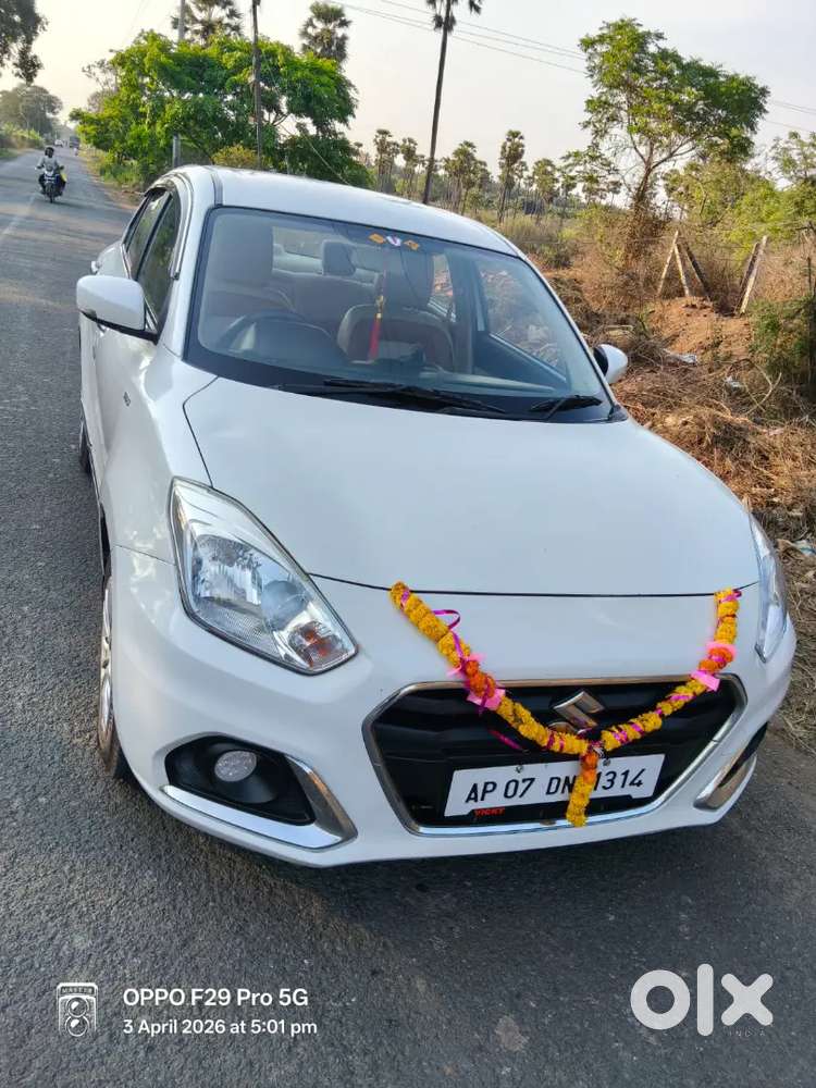 Maruti Suzuki Dzire 2017 Diesel 87999 Km Driven