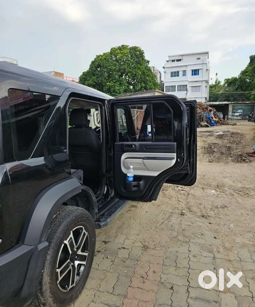 Mahindra Thar Roxx 2025