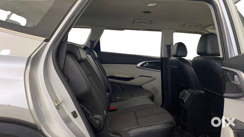 Kia Carens 1.4 Prestige 7 Str, 2022, Petrol