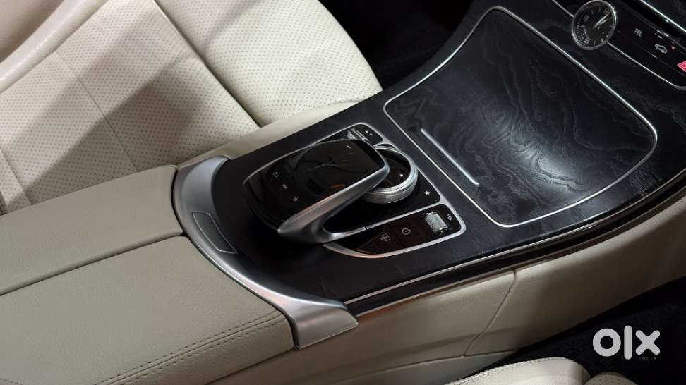 Mercedes-benz C-class [ ] 2.0 C200 Avantgarde, 2018, Petrol