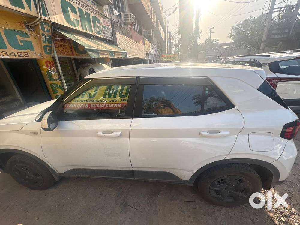 Hyundai Venue 2023 Well Maintained All Service From Company