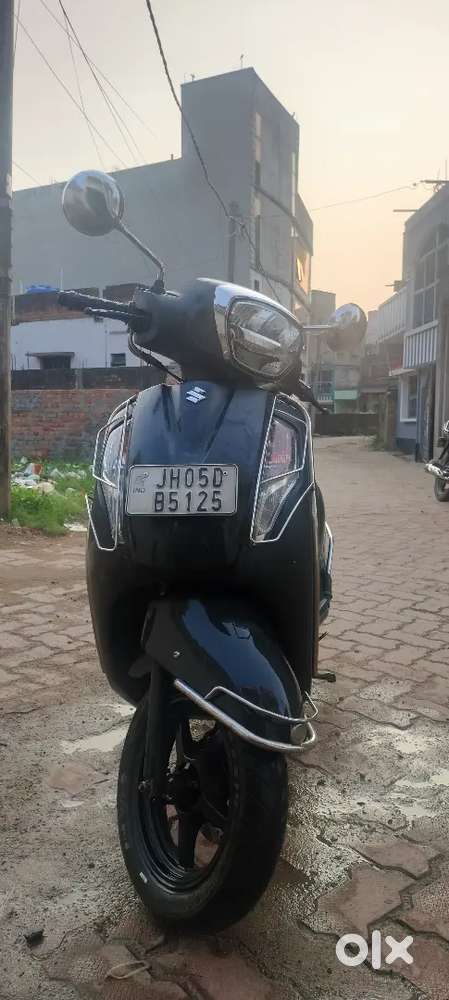 Suzuki Access 125 Petrol