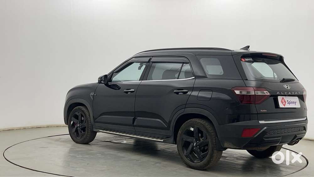 Hyundai Alcazar 1.5 Tdct Signature (o) 7s Petrol, 2023, Petrol