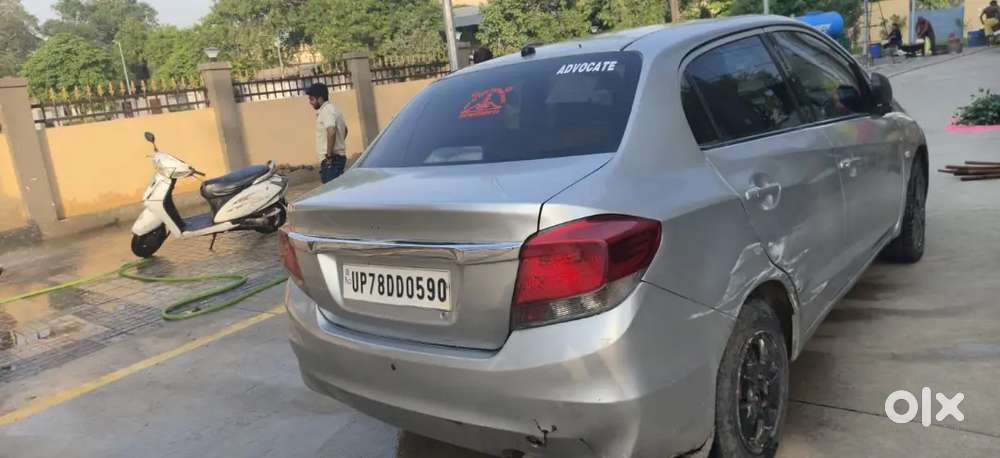 Honda Amaze 2nd Gen 2016 Diesel 40000 Km Driven