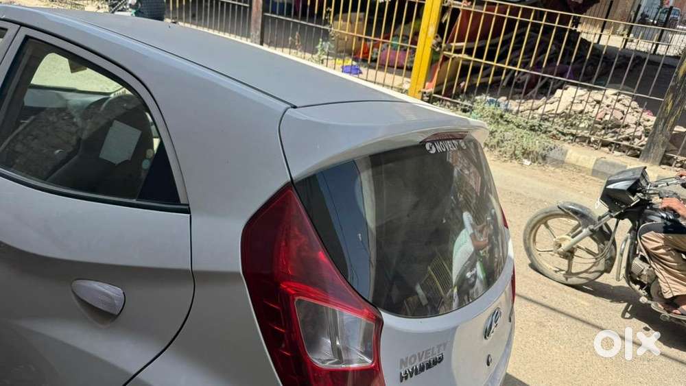 Hyundai Eon 2015 Lpg 40000 Km Driven