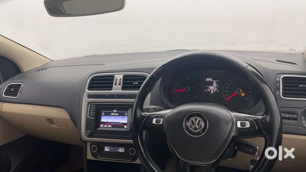 Volkswagen Ameo 1.2 Mpi Highline 16 Alloy, 2017, Petrol