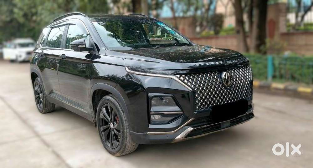 Mg Hector Plus Sharp Pro Blackstorm 1.5 Turbo Petrol Cvt 7 Str, 2024..