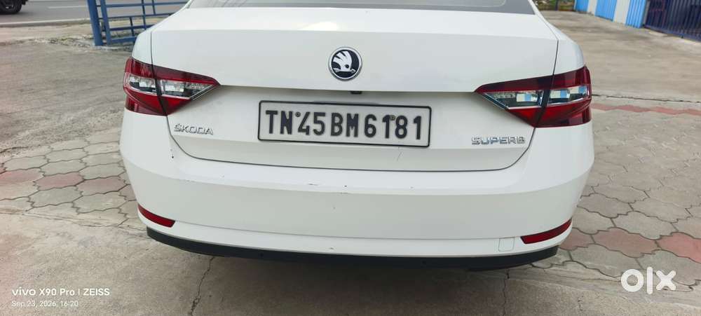 Skoda Superb Style 1.8, 2016, Petrol