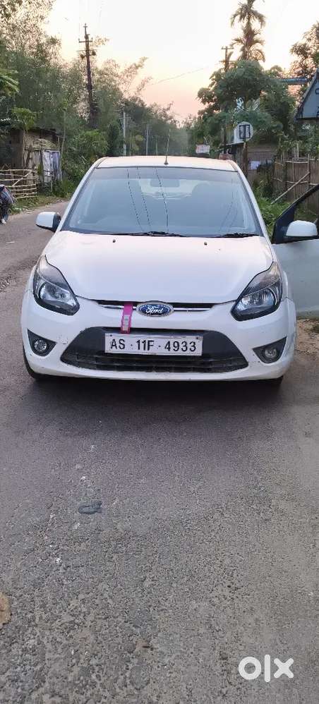Ford Figo Petrol 2012 Year
