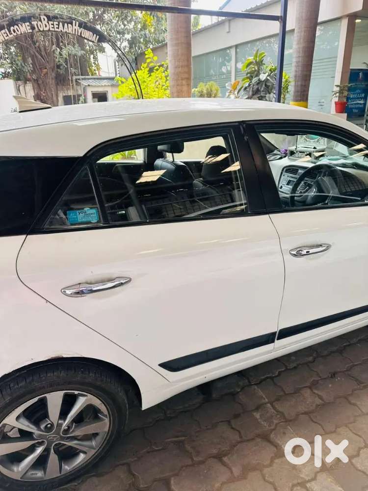 Hyundai New I20 2015 Diesel 130000 Km Driven