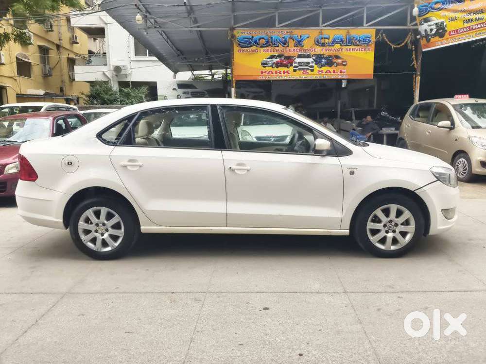 Skoda Rapid 1.6 Tdi Ambition Plus Alloy, 2013, Diesel