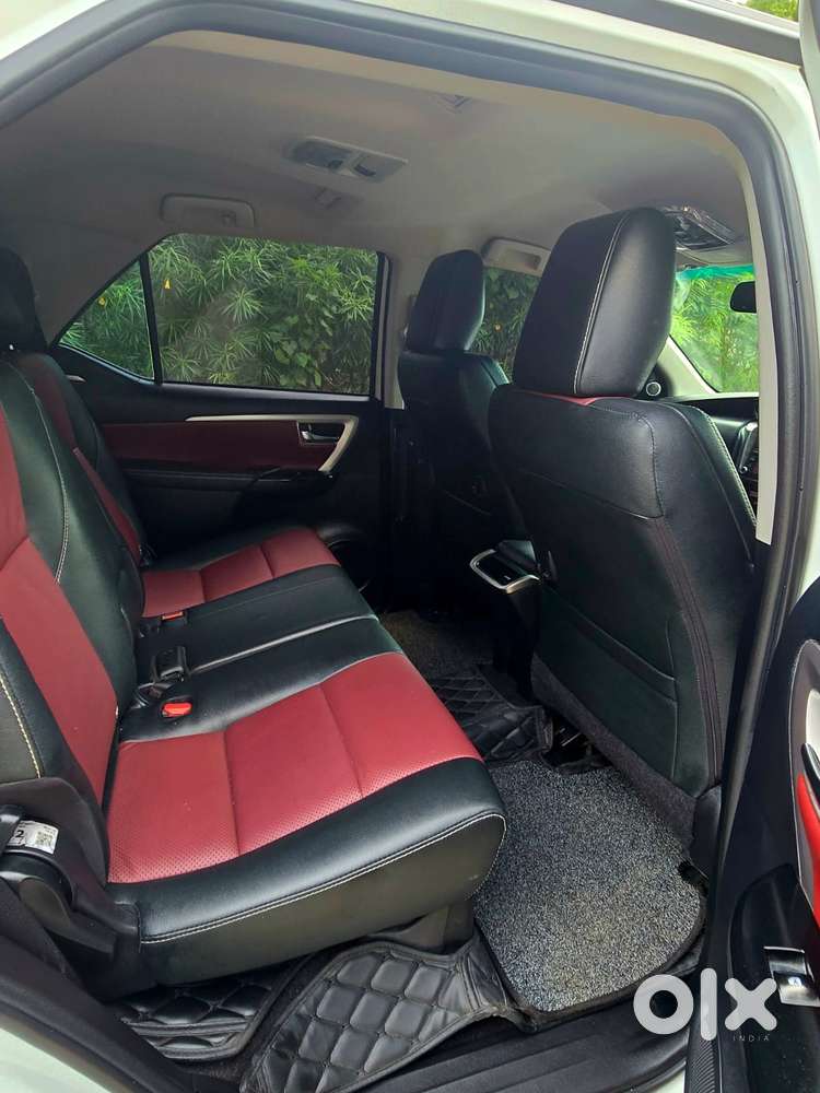 Toyota Fortuner Legender 4x2 At 2.8, 2025, Diesel