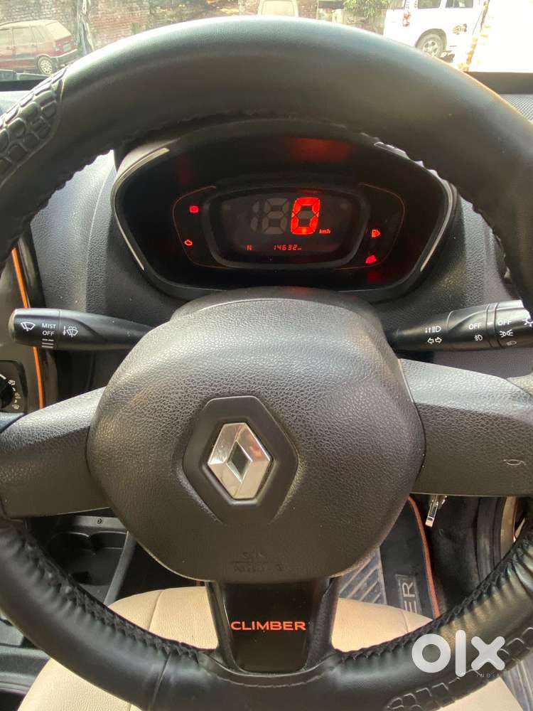 Renault Kwid 1.0 Rxt Amt Opt, 2018, Petrol