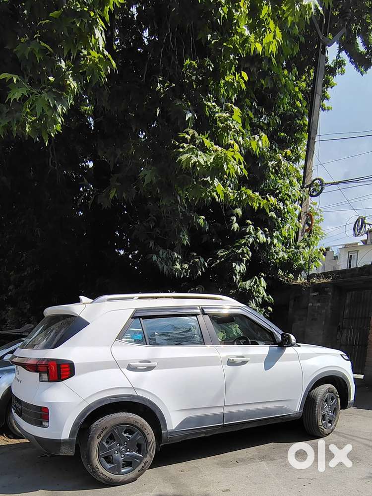 Hyundai Venue, 2023, Diesel